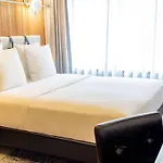 Muze Hotel Dusseldorf - Handwritten Collection