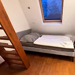 T&K Apartments - Komfortables Haus - 8 Zimmer - 6Min Zur Messe
