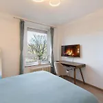 Oase Mit Kueche, Smart Tv