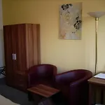 Eu Centralhotel Im Toennchen