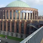 Hansa Hotel