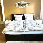 Comeback Apartment Duesseldorf Zentrum I