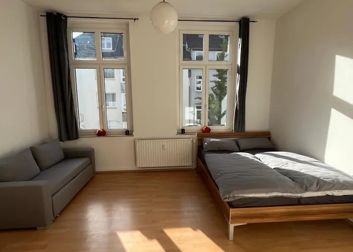Moderne Rheinresidenz