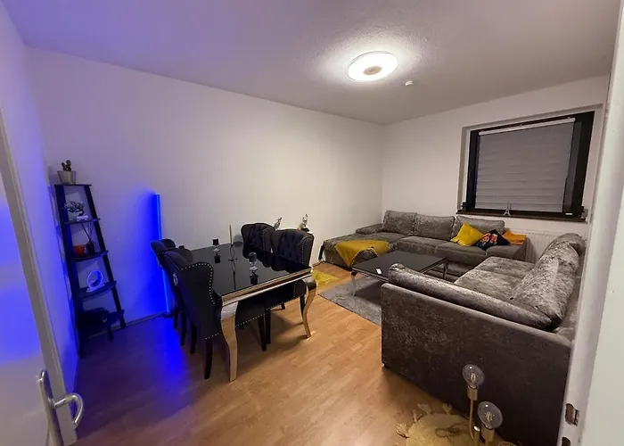 2Z Apartment Near Koenigsallee