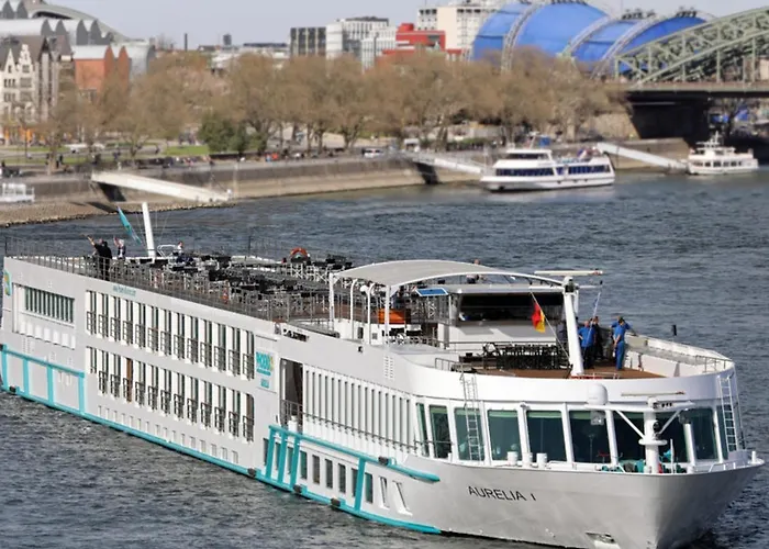 Fairtours Hotelschiff Aurelia****