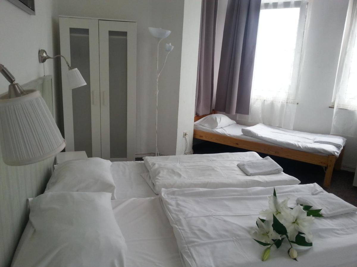 Komet Hotel 3*