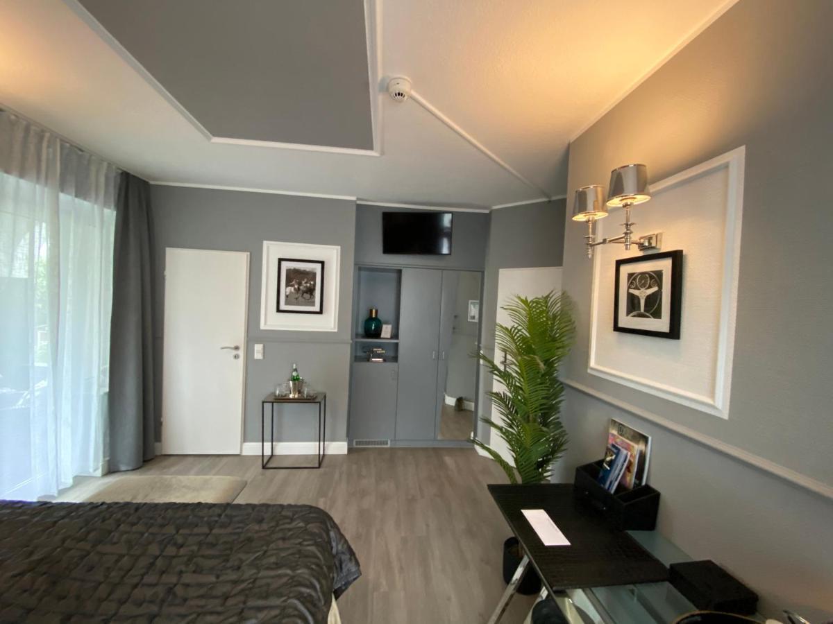 Boutique Sarah 4*