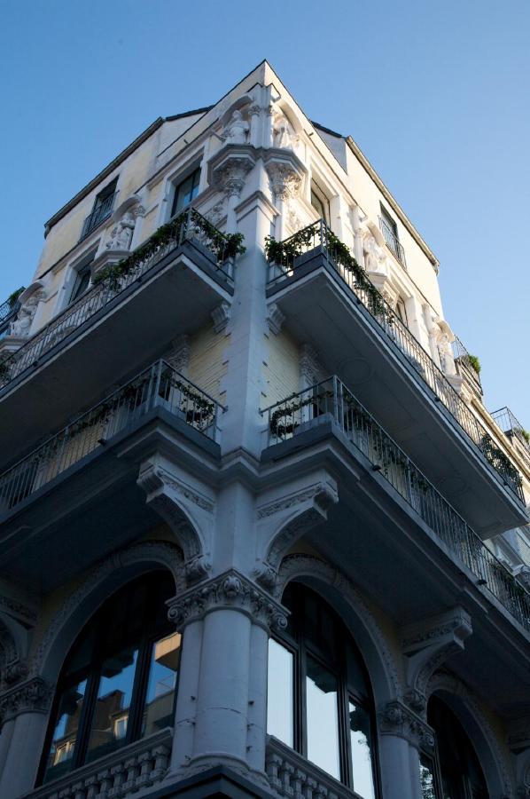Burns Art Hotel 4*