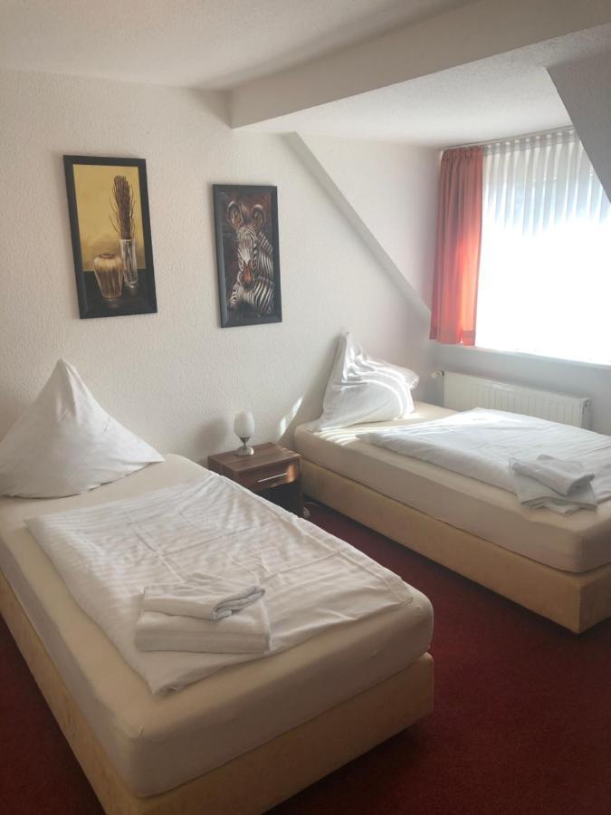 Homestay Zimmervermietung Manfred Marx Dusseldorf