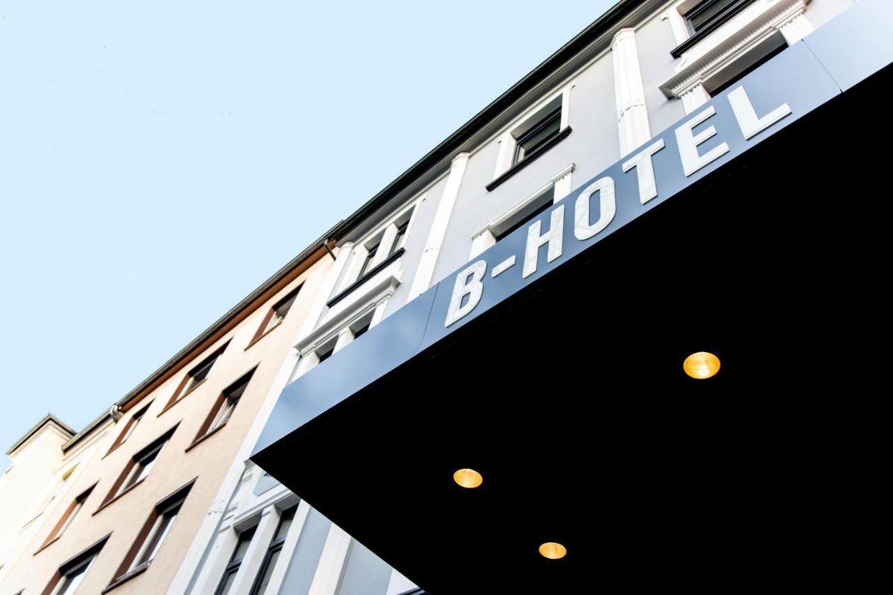 Hotel B-hotel