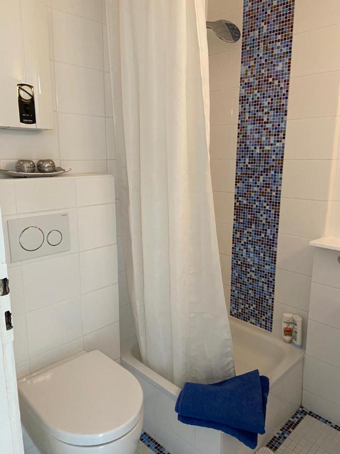 Privates Ferienwohnung Im Einfamilienhaus Dusseldorf