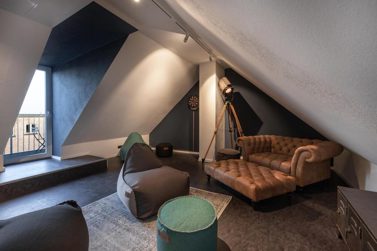 Hotel B-hotel 3*