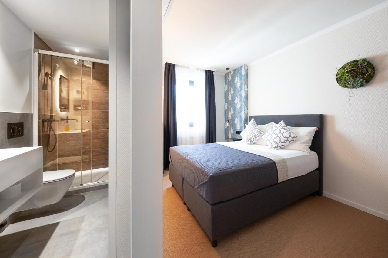 Hotel B-hotel 3*