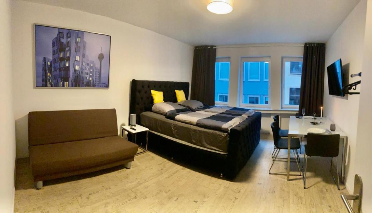 Center Apartment *