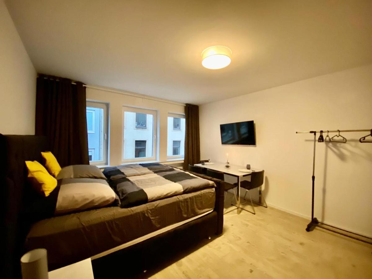 Center Apartment *