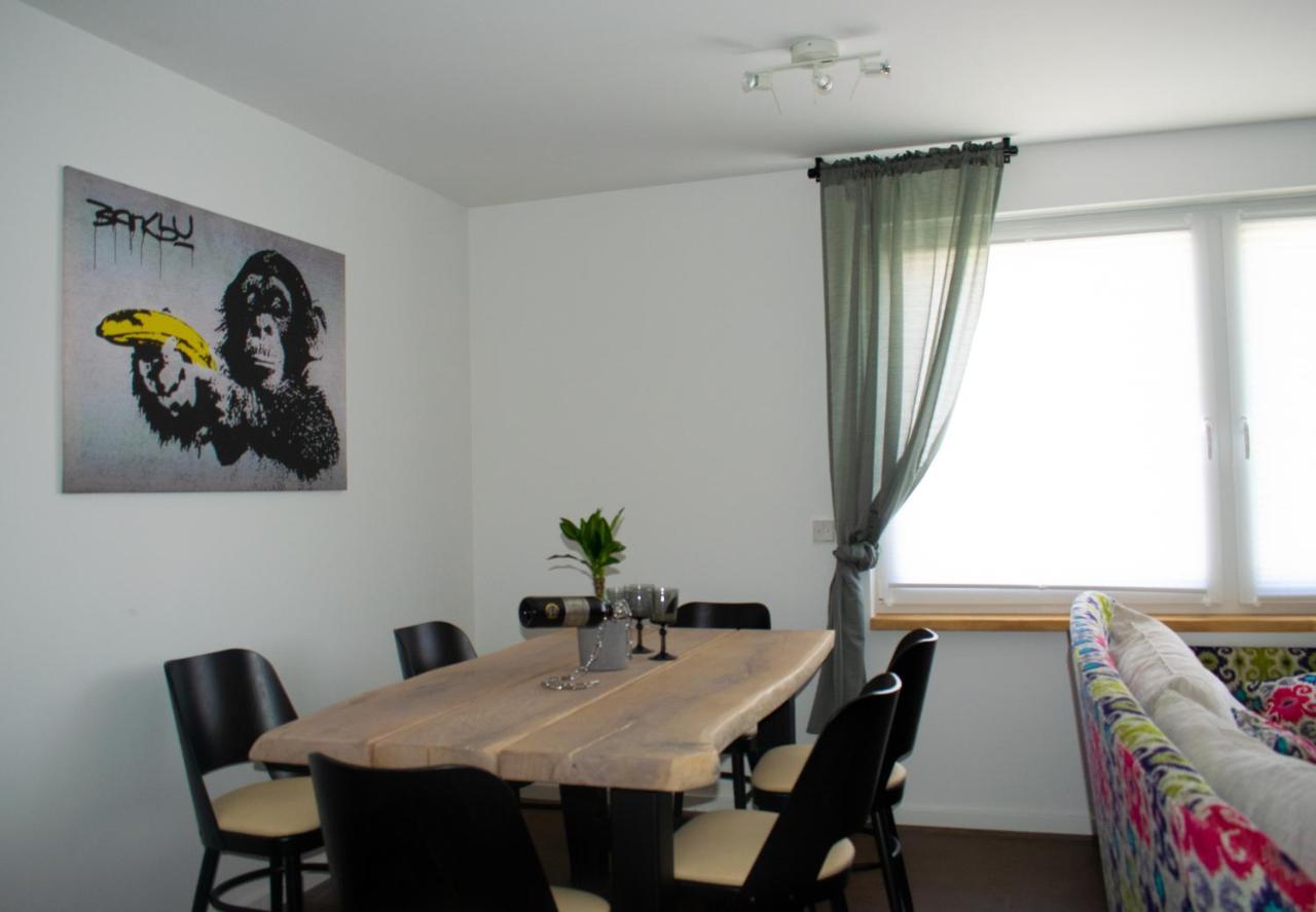 Unique Flat Apartment *
