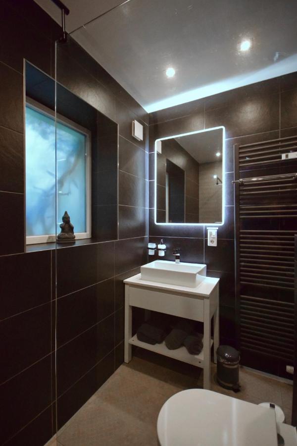 Jordan Executive Furnished Düsseldorf