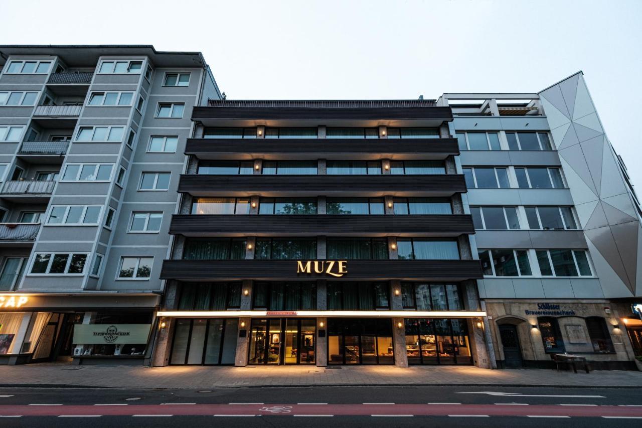 Muze - Handwritten Collection Dusseldorf