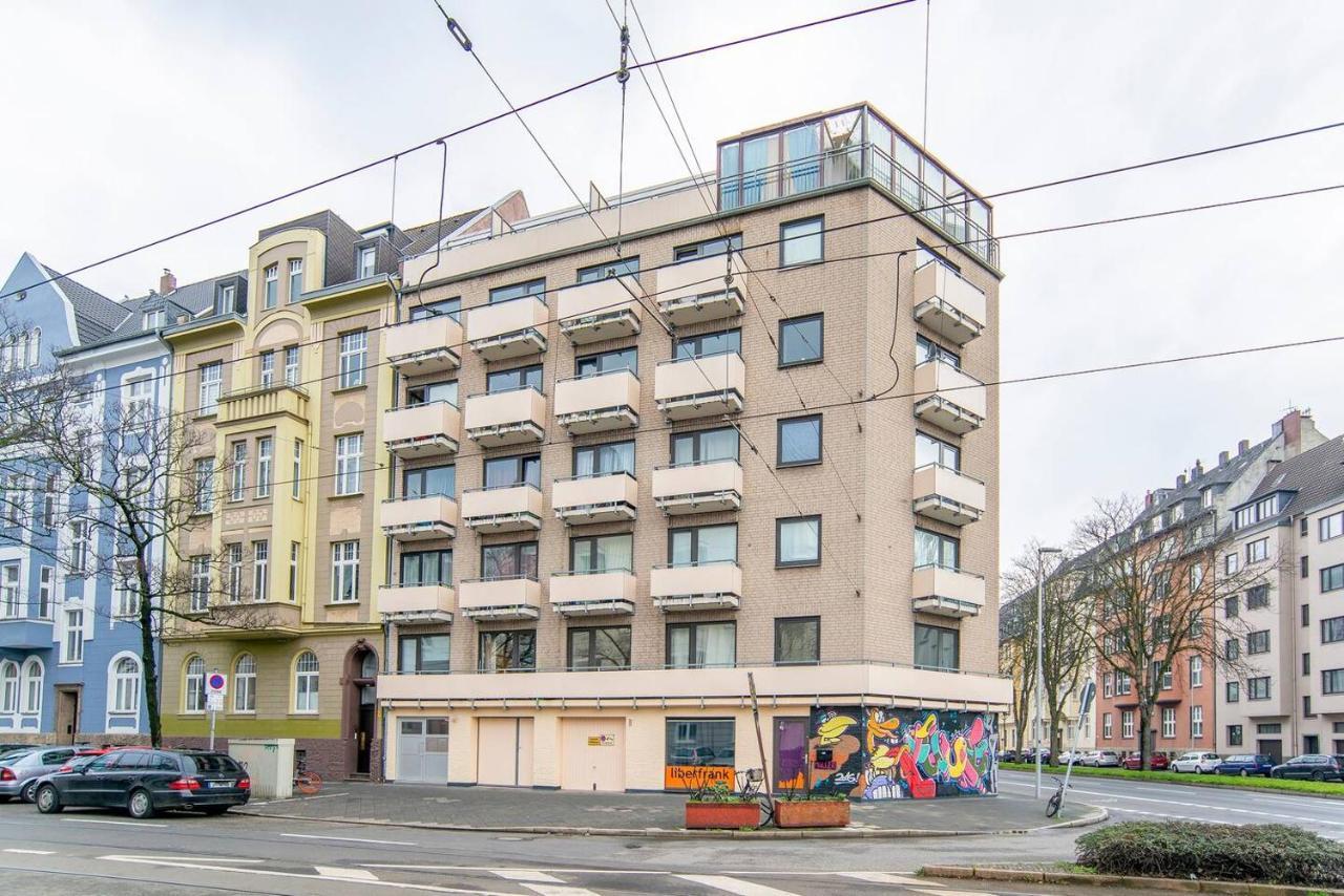 Studio Verde / City-central / Oldtown / Balcony Apartment Düsseldorf
