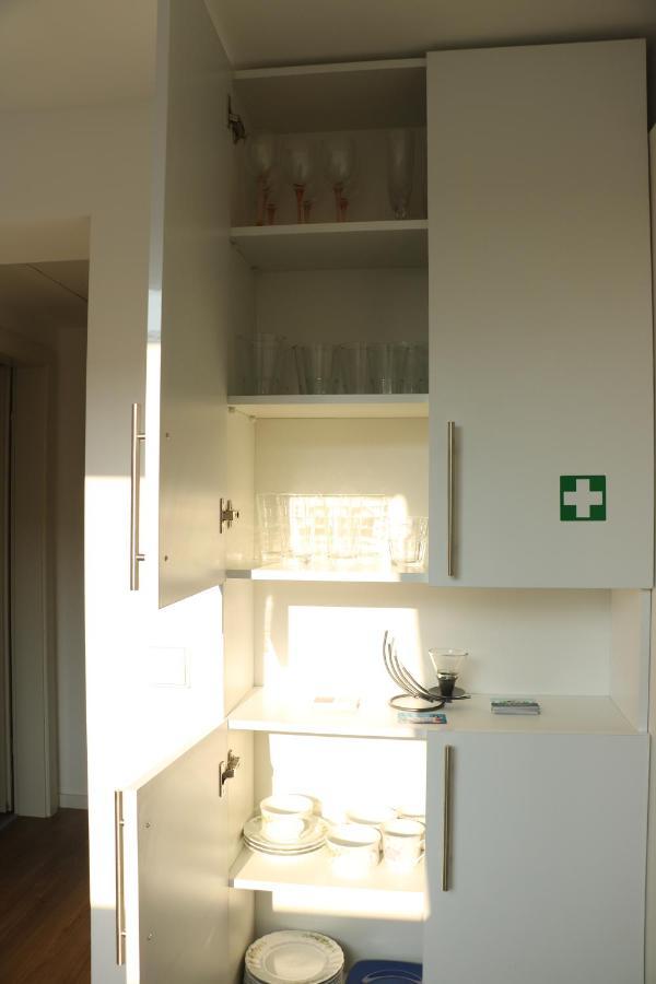 Inn In Near The Airport/fair *