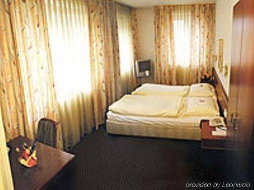 Hotel Residenz 3*