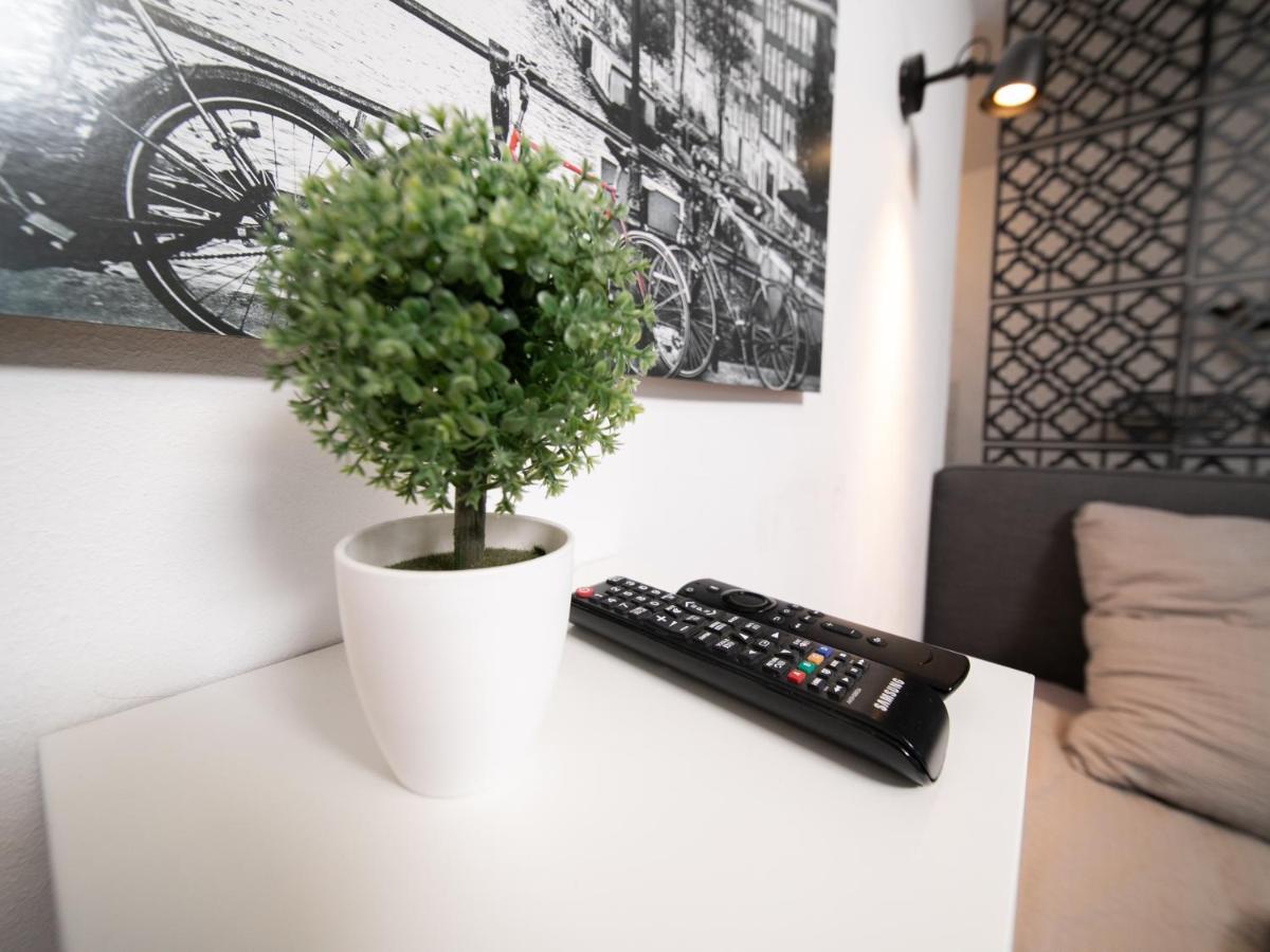 Studio Rosso - Zentral - Altstadt - Balkon - Messe