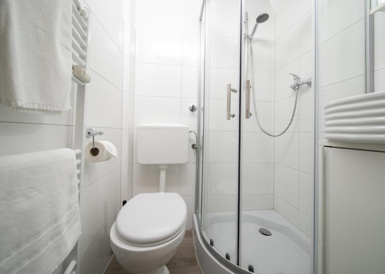 Studio Rosso - Zentral - Altstadt - Balkon - Messe * Düsseldorf