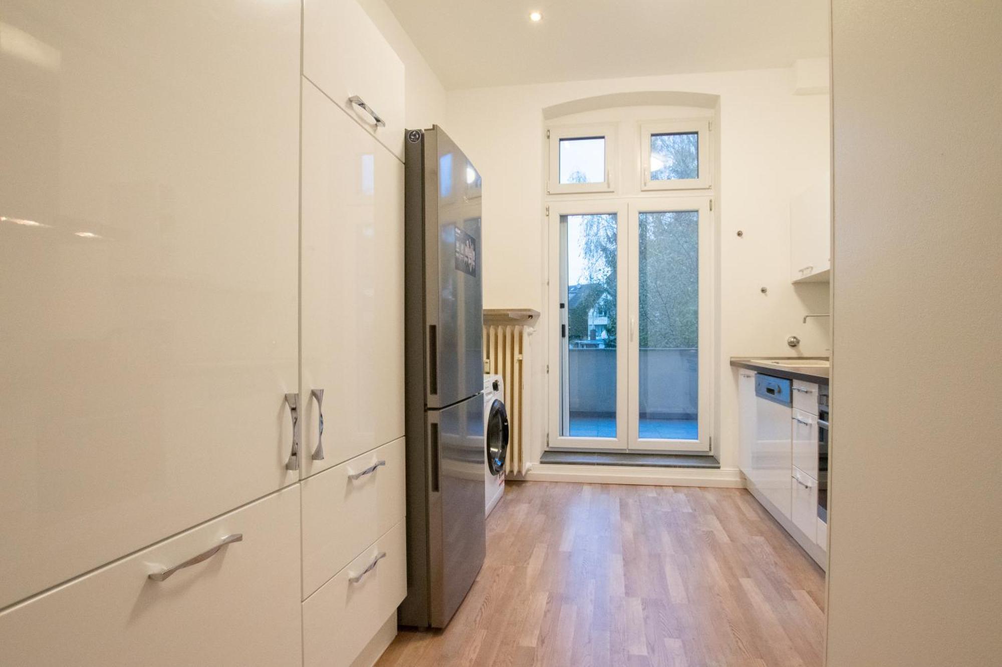 Raj Living - 1 Or 3 - 20 Min Messe Dus And Old Town Dus Apartment Dusseldorf