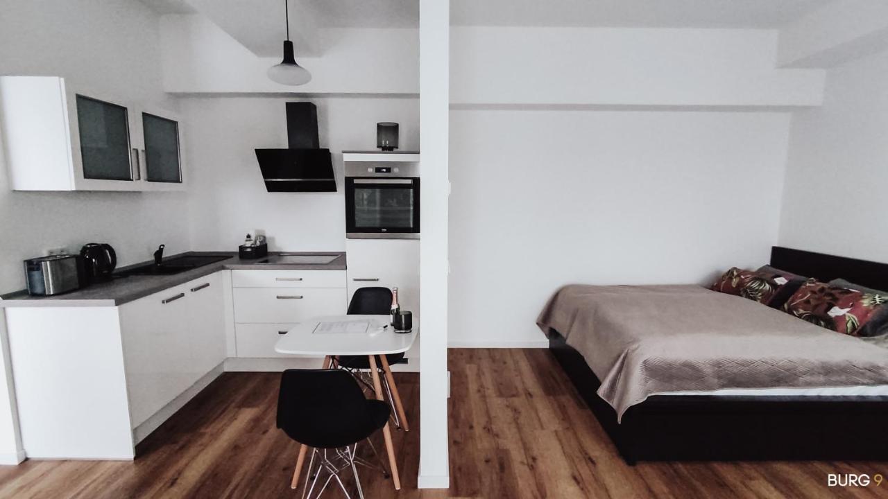 Burg 9 Boardinghouse *