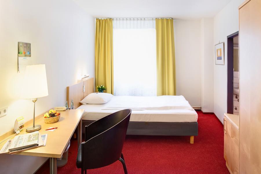 Cvjm & Tagung Hotel 3*