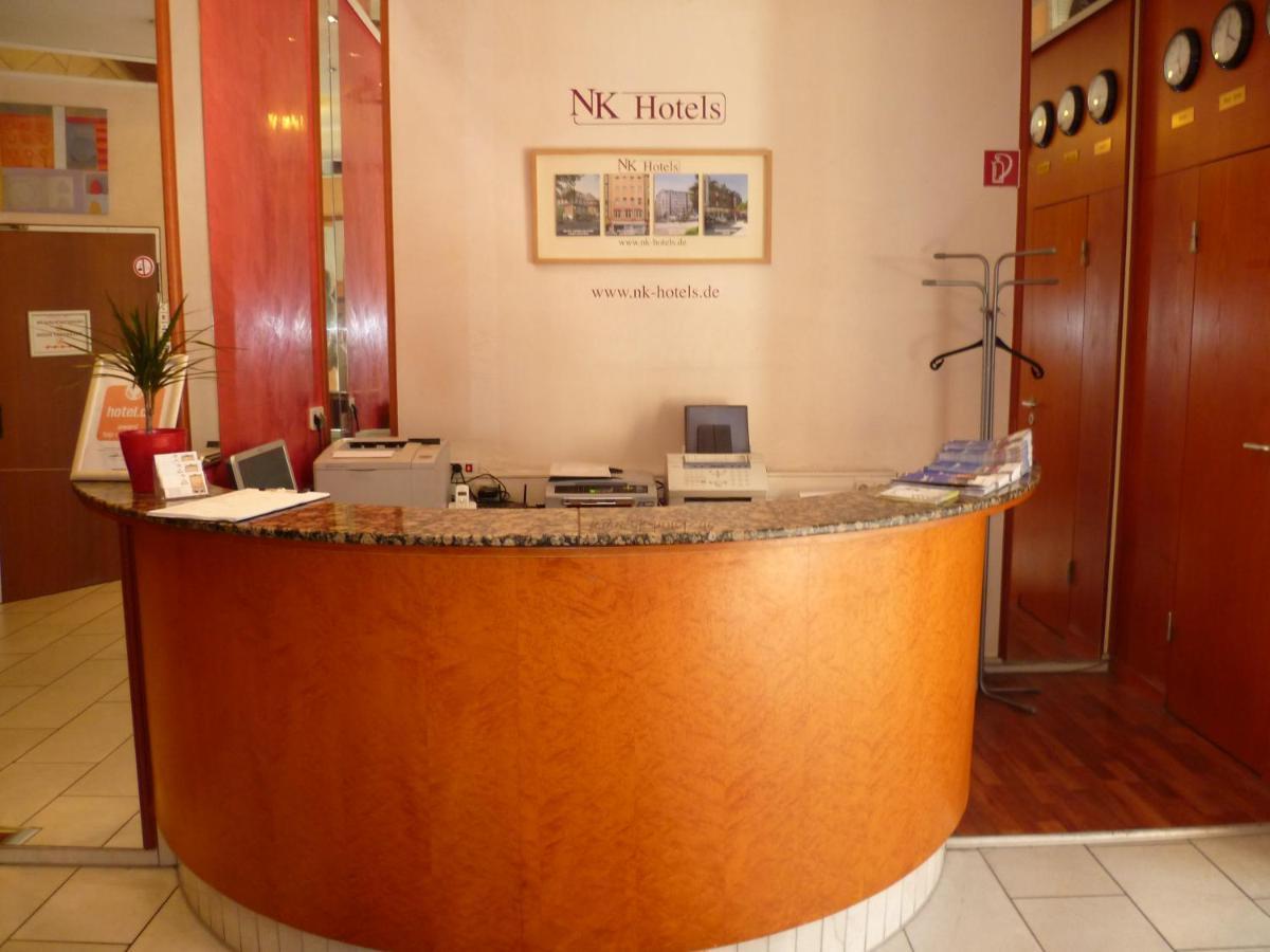 Hotel Mondial 3*