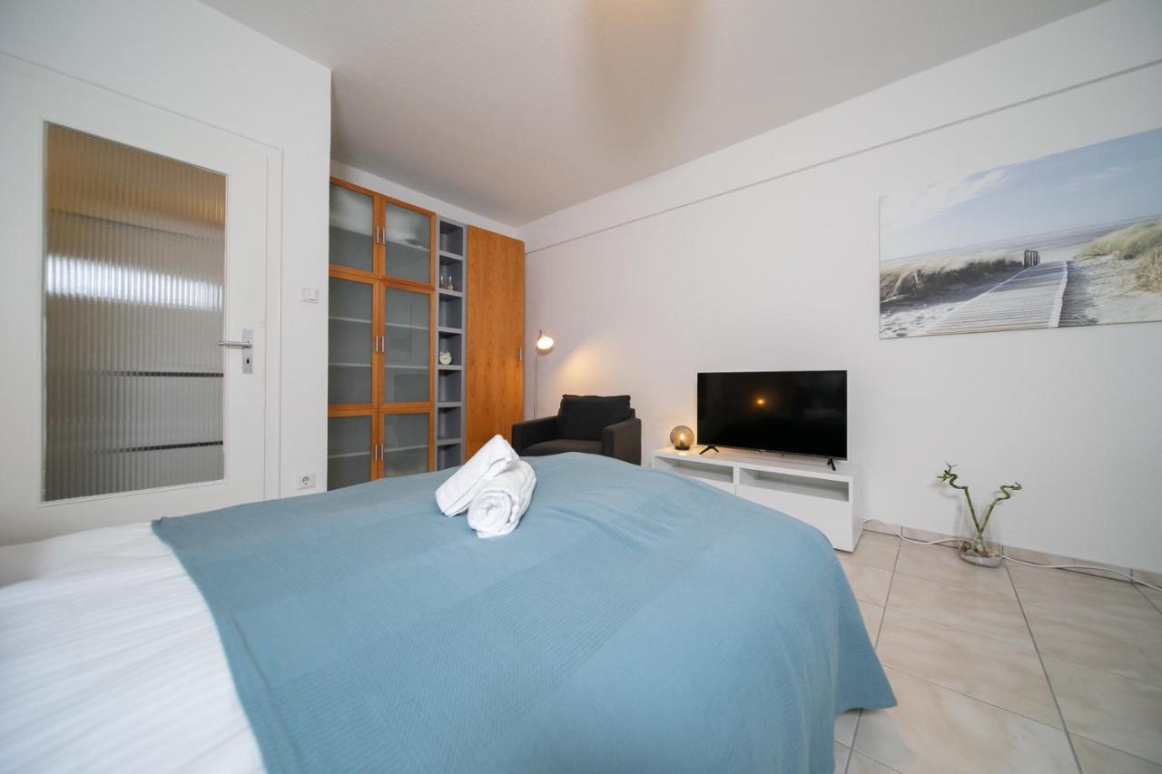 Blue - Zentral Und Gut Angebunden Apartamento