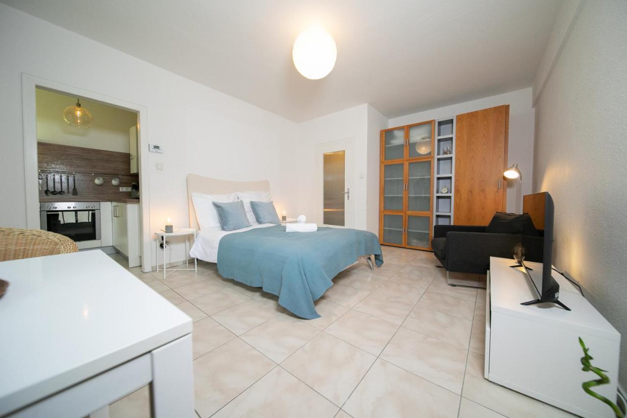 Blue - Zentral Und Gut Angebunden Apartamento