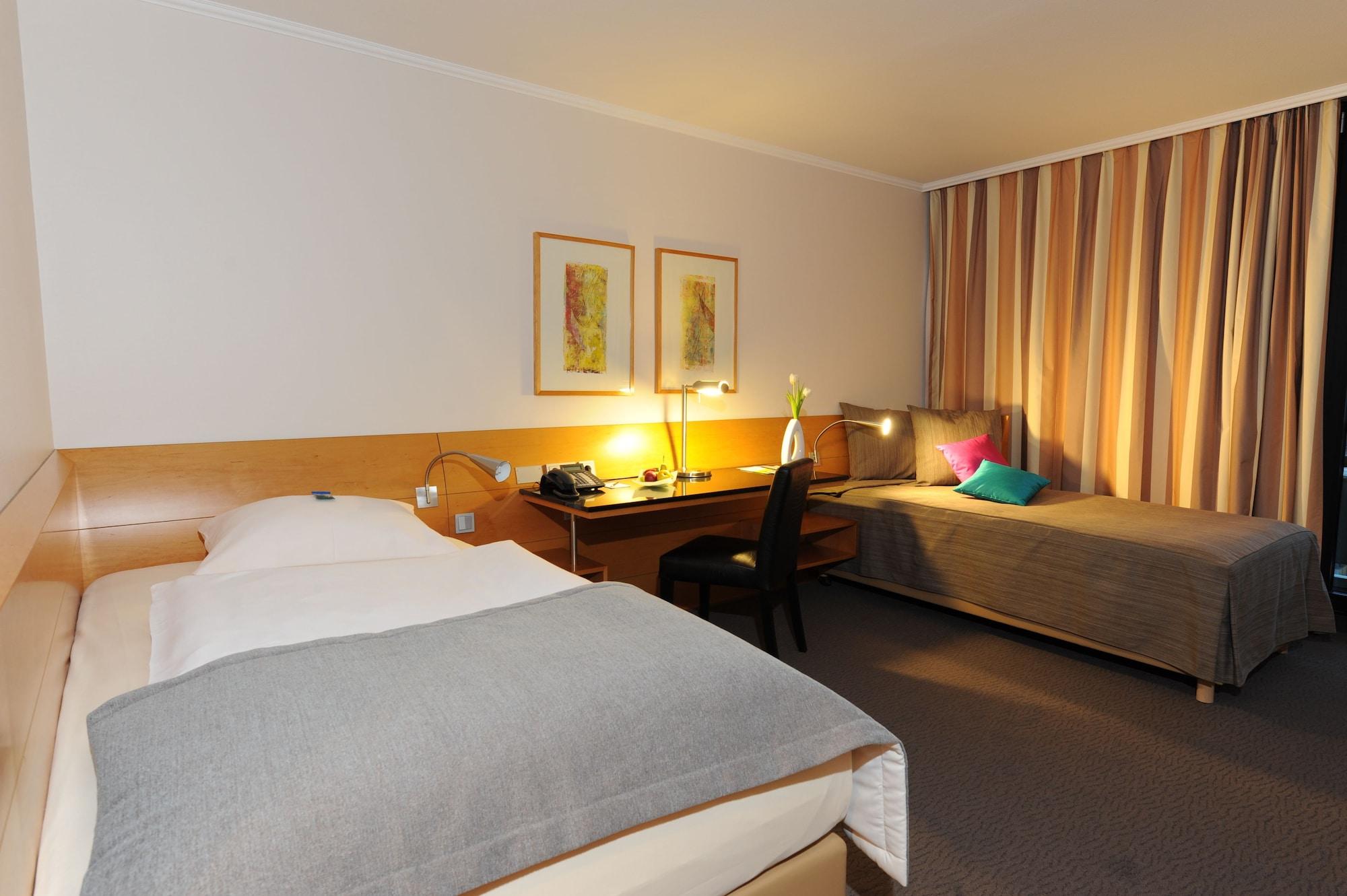 Hotel Lindner Seestern, Part Of Jdv By Hyatt Dusseldorf