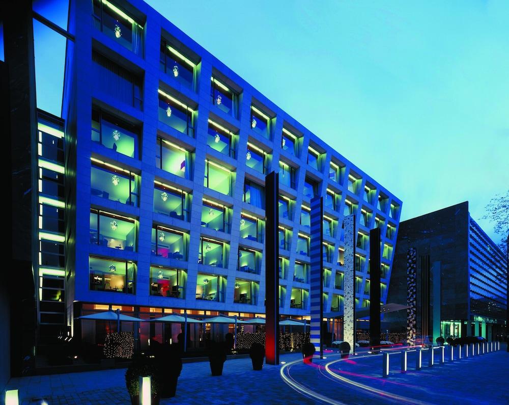 Radisson Blu Media Harbour Hotel, Dusseldorf