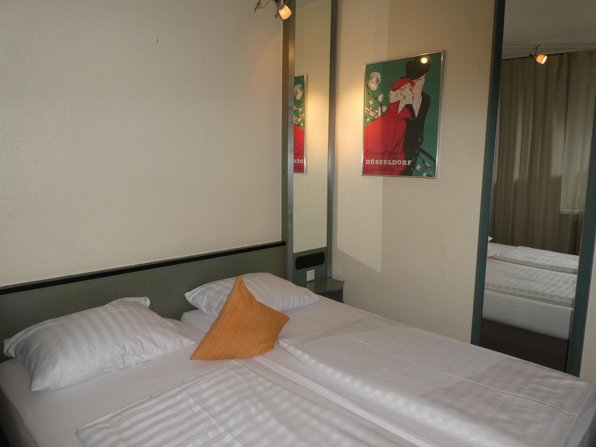 Monopol Centre 3* Dusseldorf