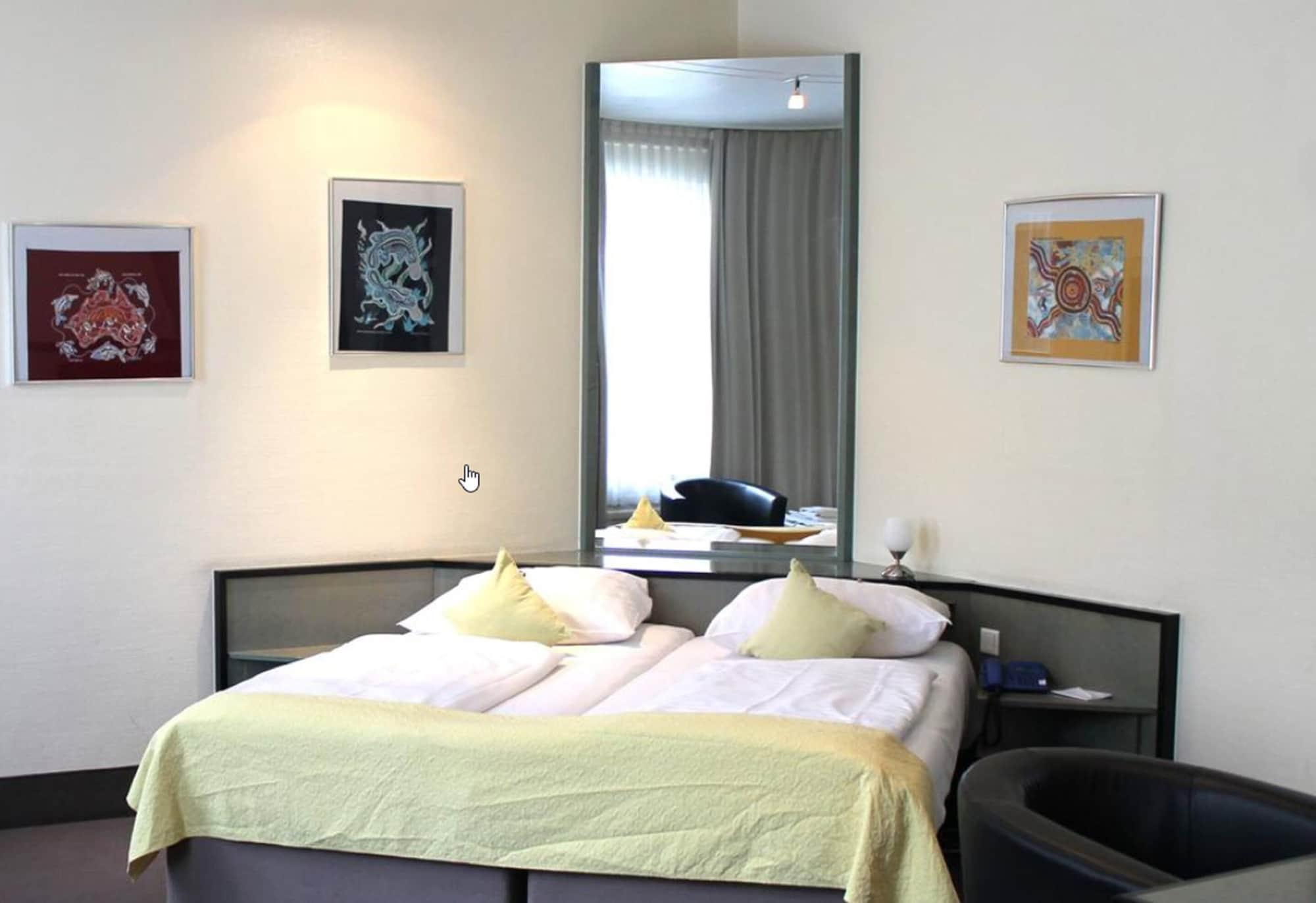 Monopol Centre 3* Dusseldorf