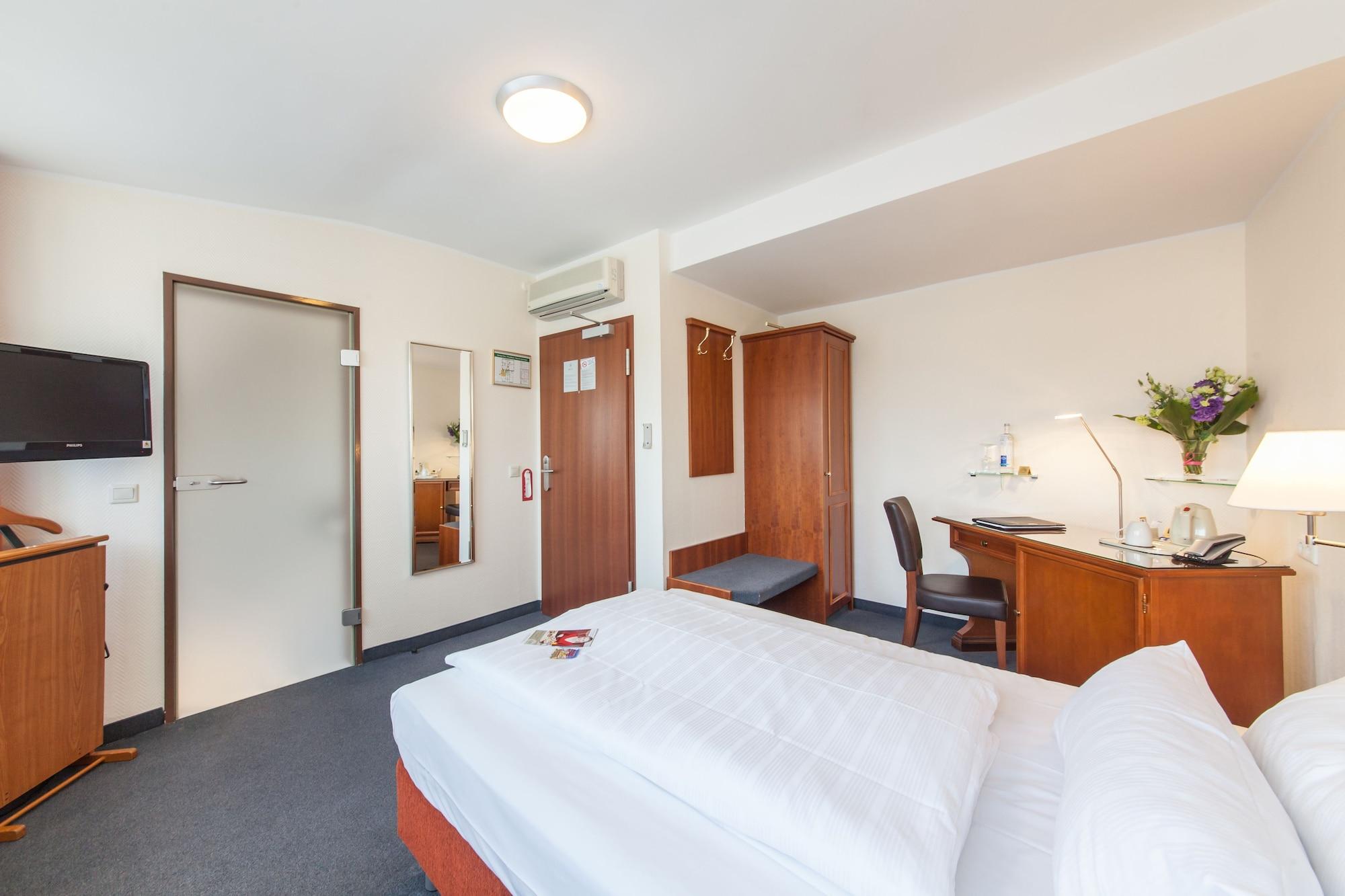 Flora 4* Dusseldorf