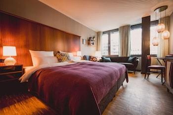 Henri Downtown Hotel