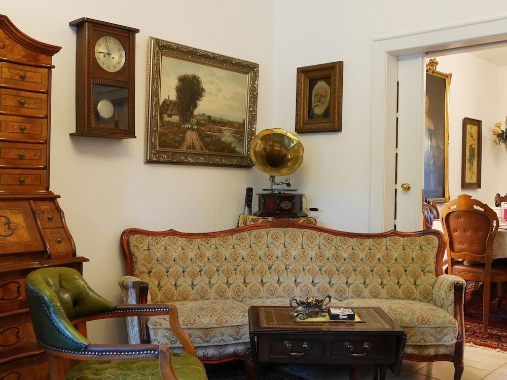 Hotel Haus Mooren, Garni Dusseldorf