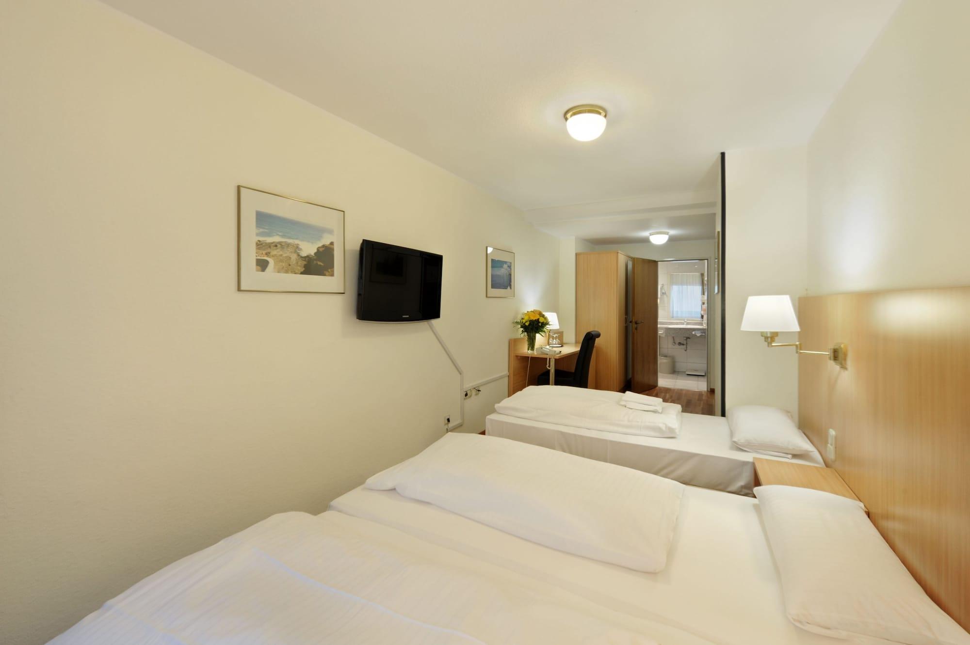 Bellevue 3* Dusseldorf