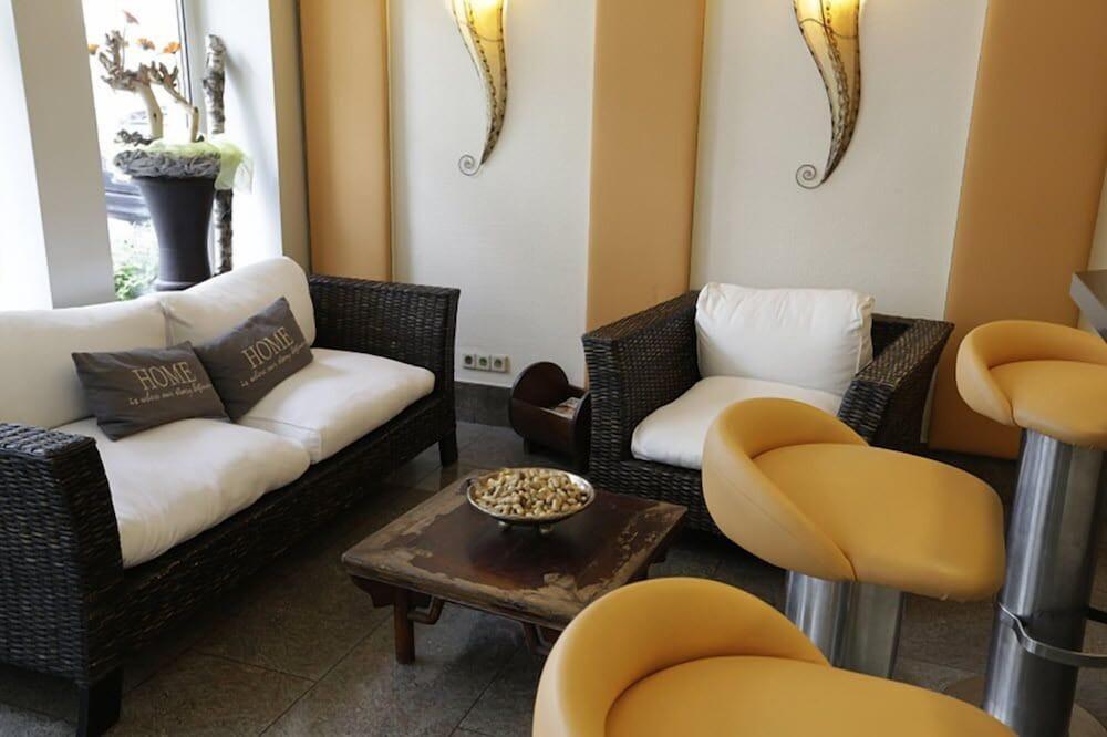 Cascade Superior Hotel 3*