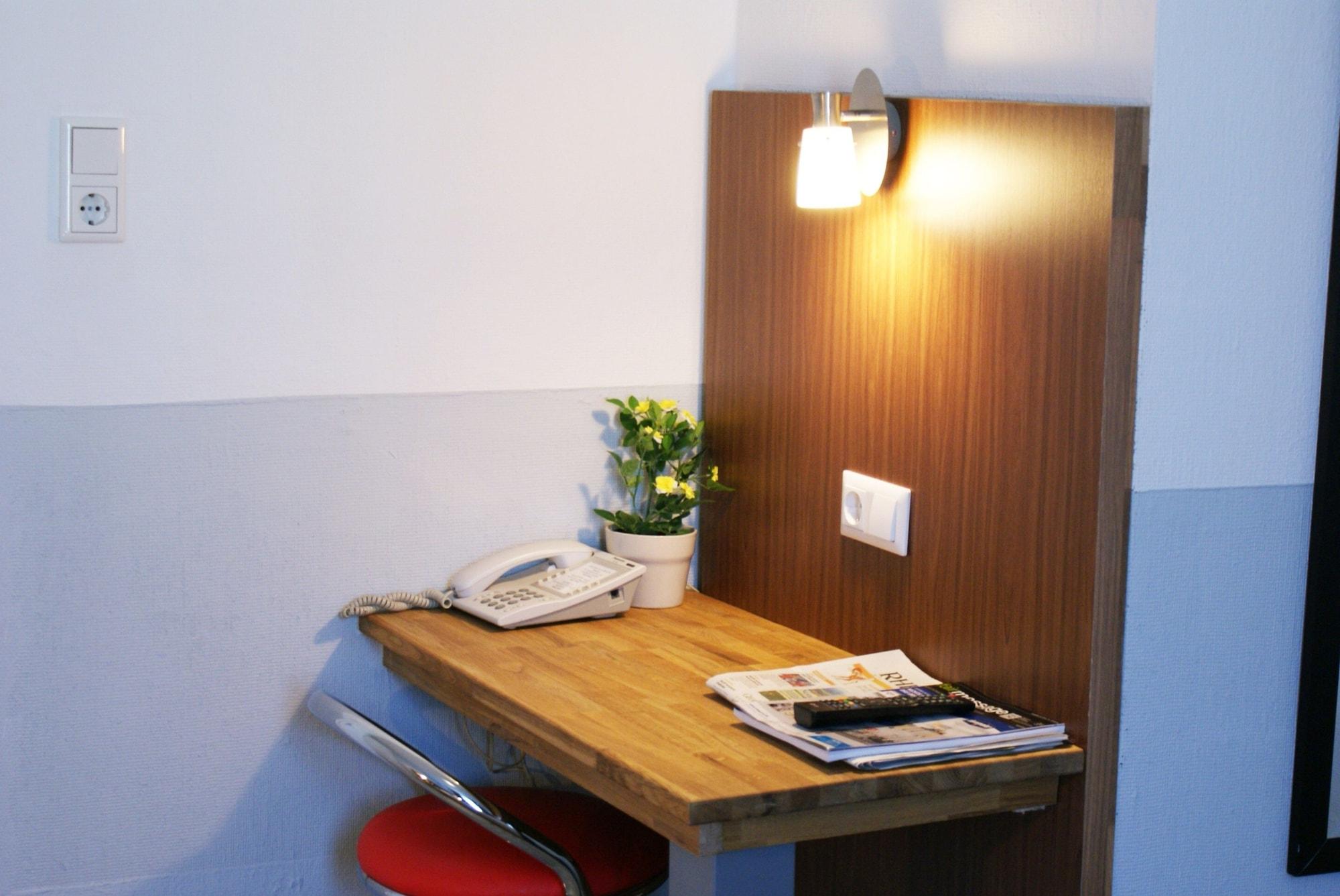 Hotel Bahn-hotel 3*