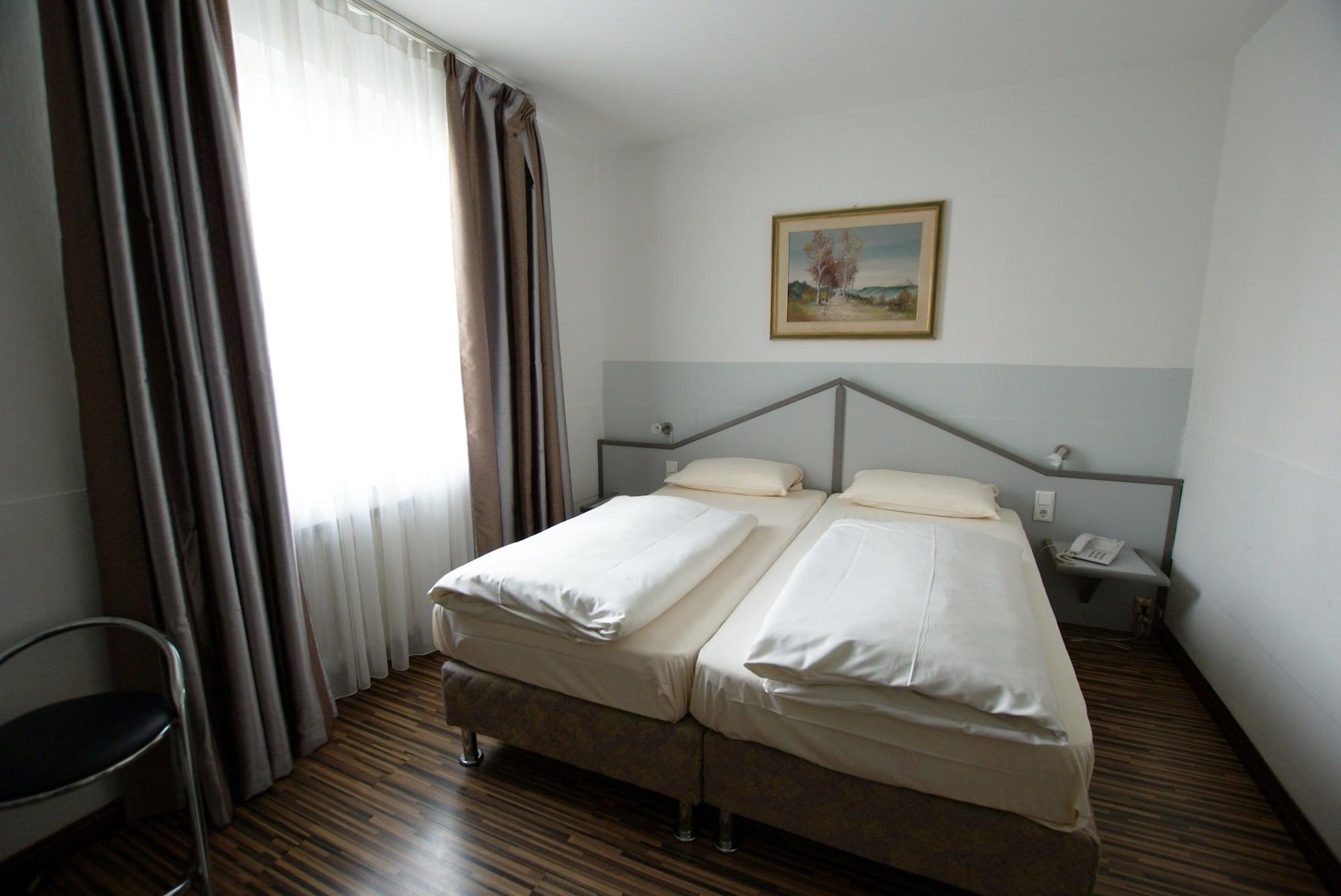 Bahn-hotel 3*