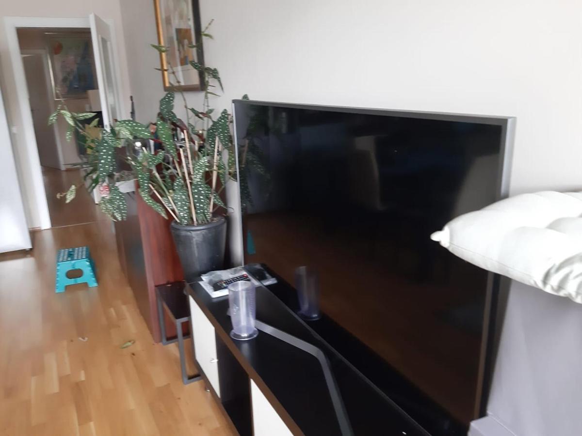 2 Bed/2 Baths In Center Next To Kytaro *