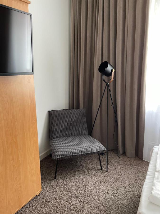 Max Self-check-in Hotel 3*