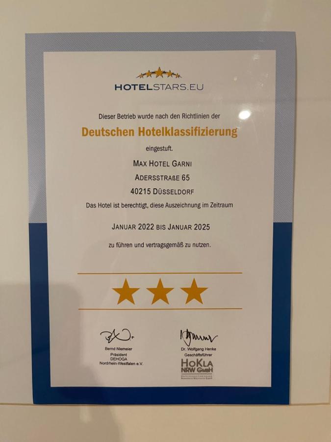 Hotel Max Self-check-in 3*