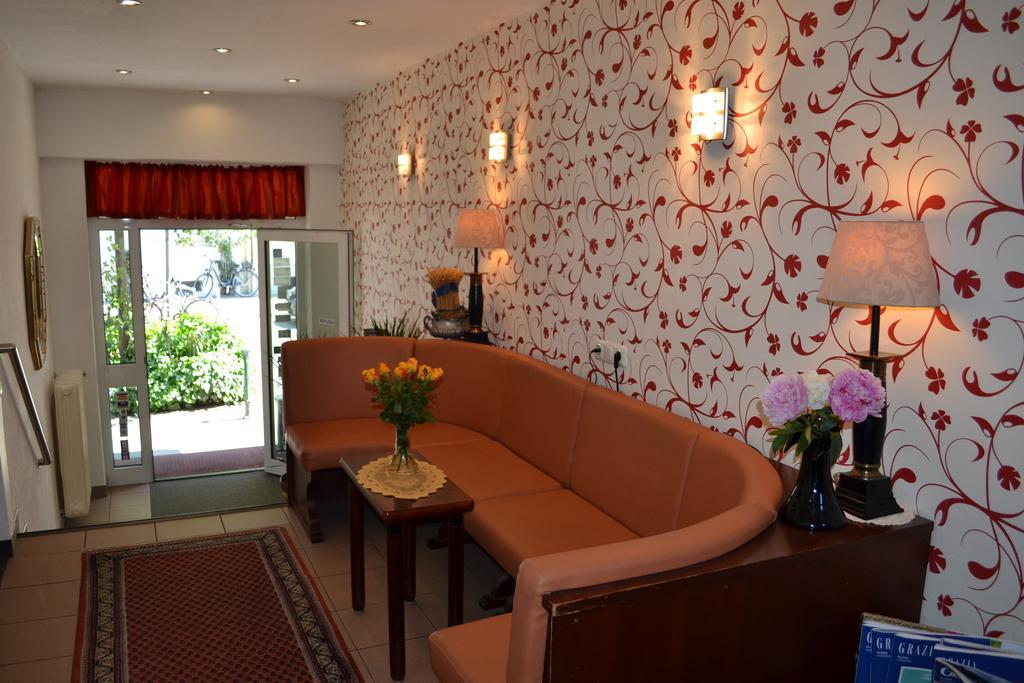 Minerva Garni 3* Dusseldorf