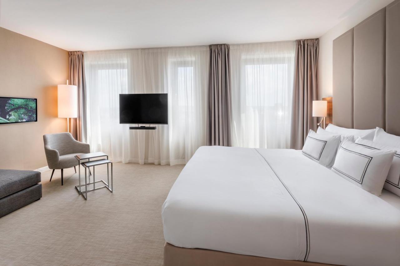 Meliá Hotel 4*