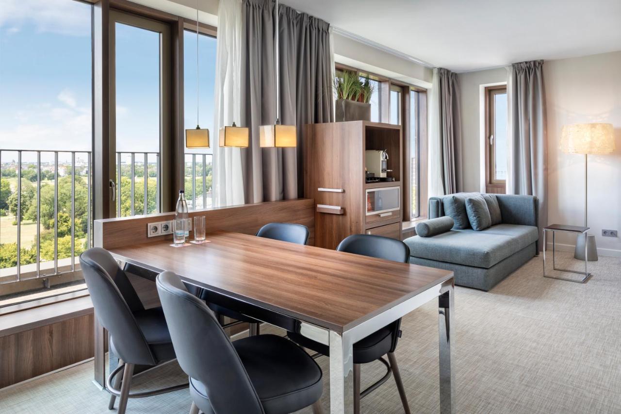 Meliá Hotel 4*